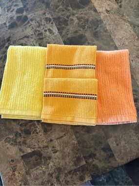 Bright Hand Towel Trio in Yellow, Gold & Orange